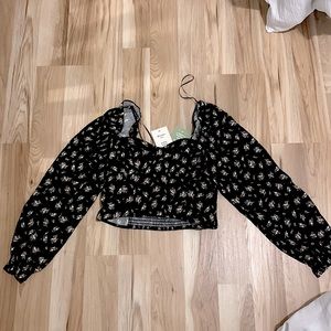 Off shoulder floral crop top